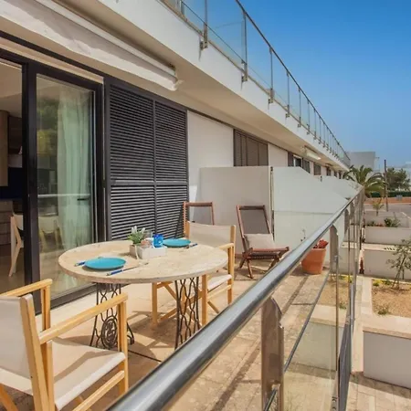 Apartman Stunning Duplex With Two Terraces In Cala Blanca Son Carrio